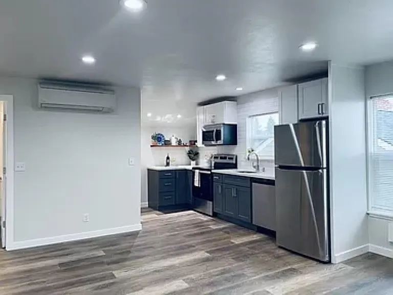 228 Pelly Ave N #101 — Photo 5