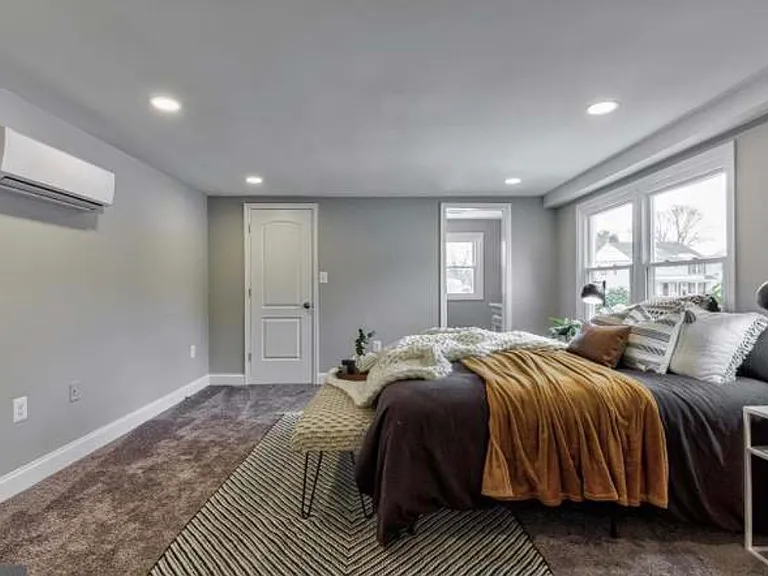 545 Locust Ave — Photo 11