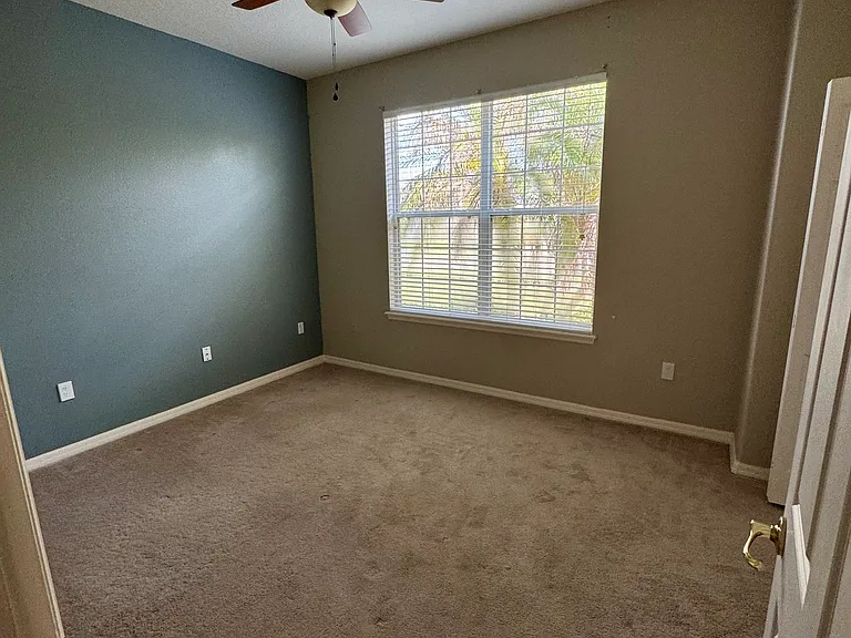 2112 Bunker View Ct — Photo 6