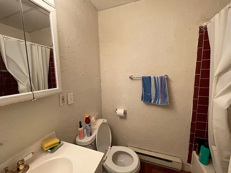 896 Huntington Ave #4 — Photo 3