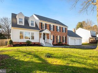 16904 Cashell Rd, Rockville, MD 20853