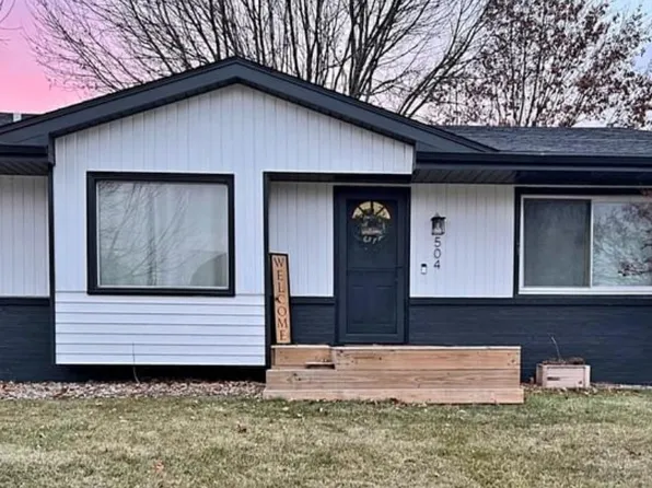 504 NW Calista Ct, Grimes, IA 50111