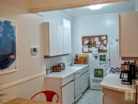 Rented by Halstead Real Estate | media 33