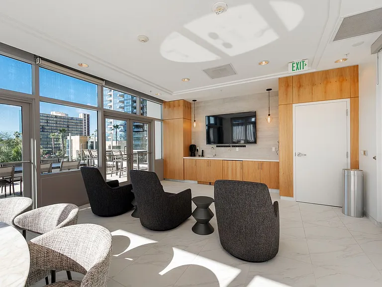 1262 Kettner Blvd #901 — Photo 28