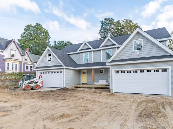 409 Concord Street #B, Manchester, NH 03104
