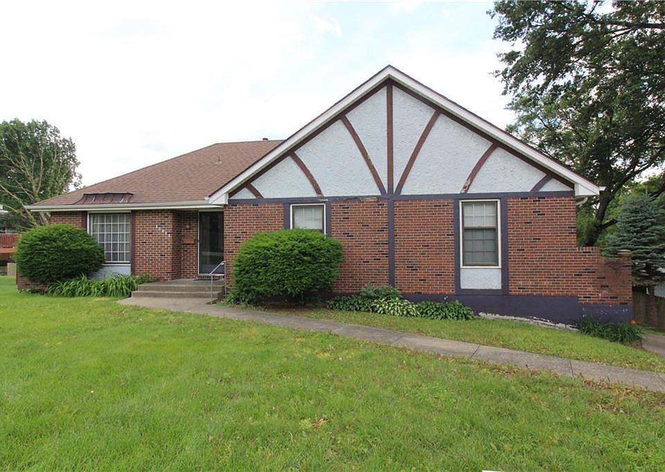 12815 E 35th St S, Independence, MO 64055 | Zillow