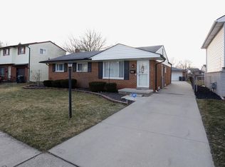 8435 Alton St, Canton, MI 48187