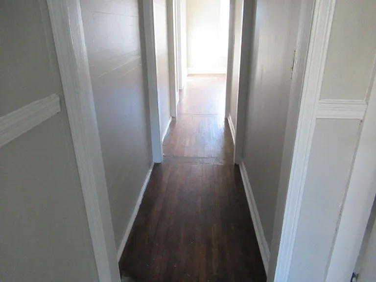 1404 Maple St — Photo 28