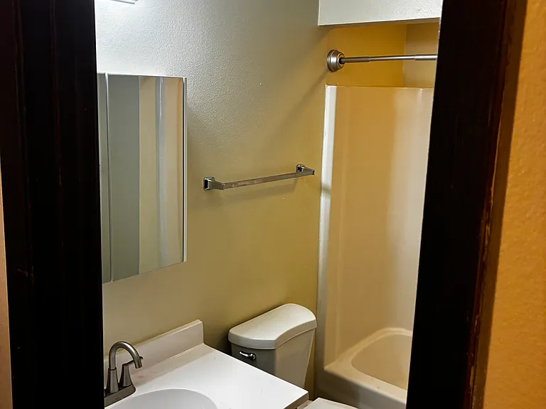 1205 Randolph St — Photo 21