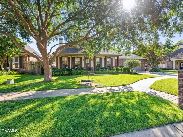 207 Grandville Dr, Lafayette, LA 70508