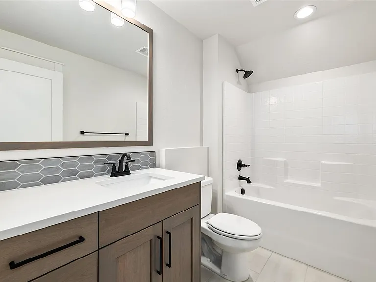 3903 W Spring House Ln — Photo 25
