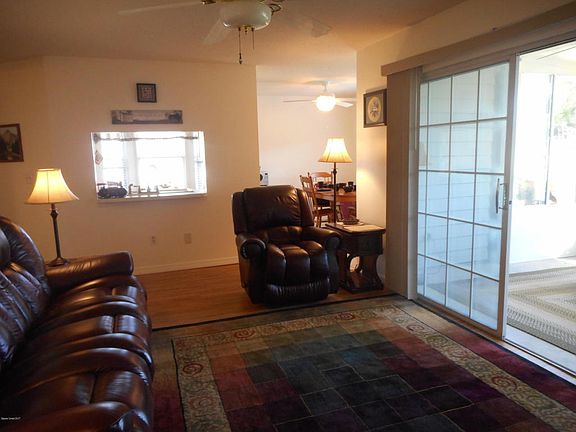 4th image of 4740 Lake Waterford Way #1112