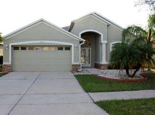 8710 Sandy Plains Dr, Riverview, FL 33578