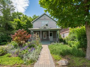 714 Center St, Elgin, IL 60120