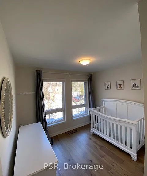 19 Anndale Dr #Townhouse 6 — Photo 9