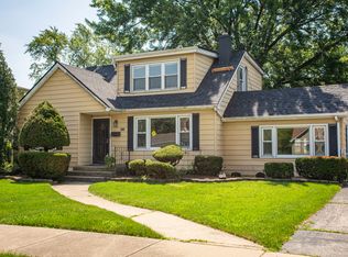 5529 W 84th St, Burbank, IL