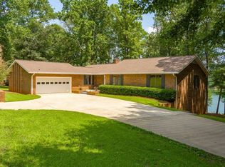 298 Abbey Ln, Chesnee, SC 29323