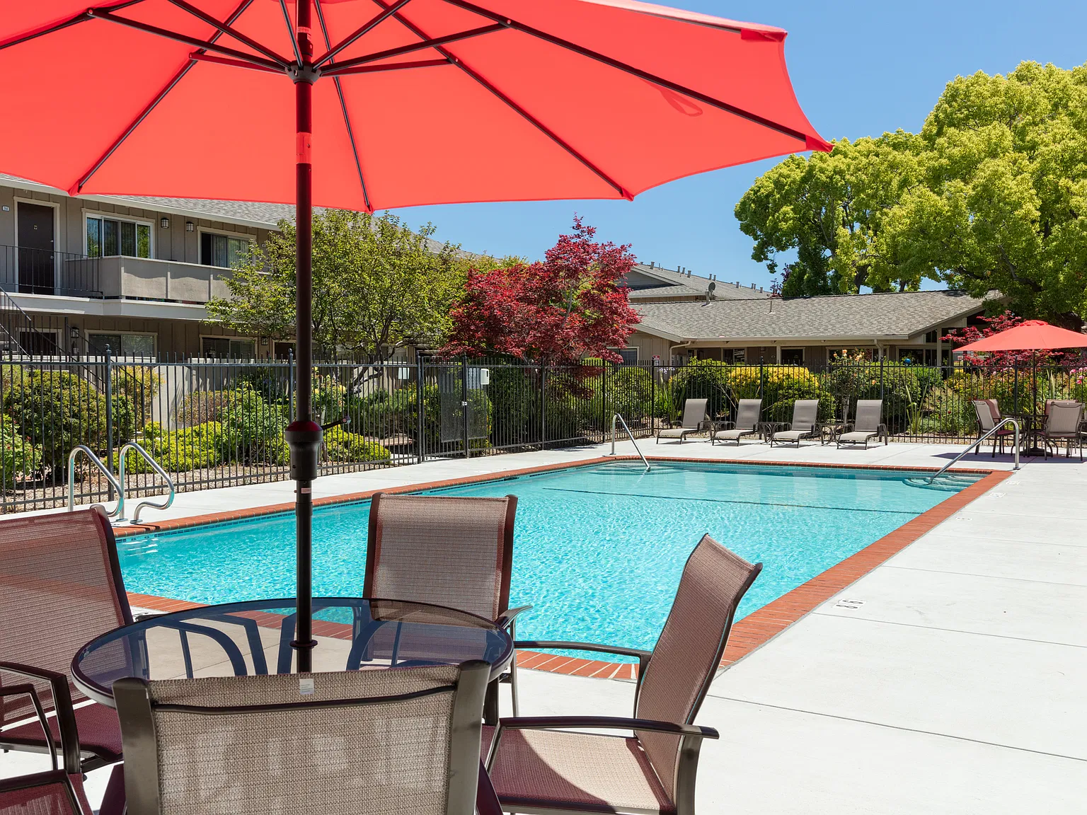 Los Gatos Gardens — Photo 2