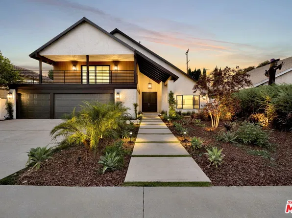 8815 Sari Ave, North Hills, CA 91343