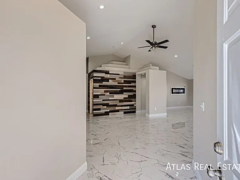 7824 White Grass Ave — Photo 5