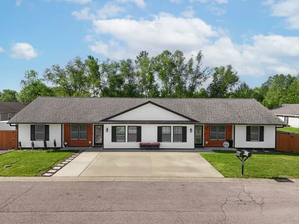 211 Wild Rose Ln, Marion, IL 62959