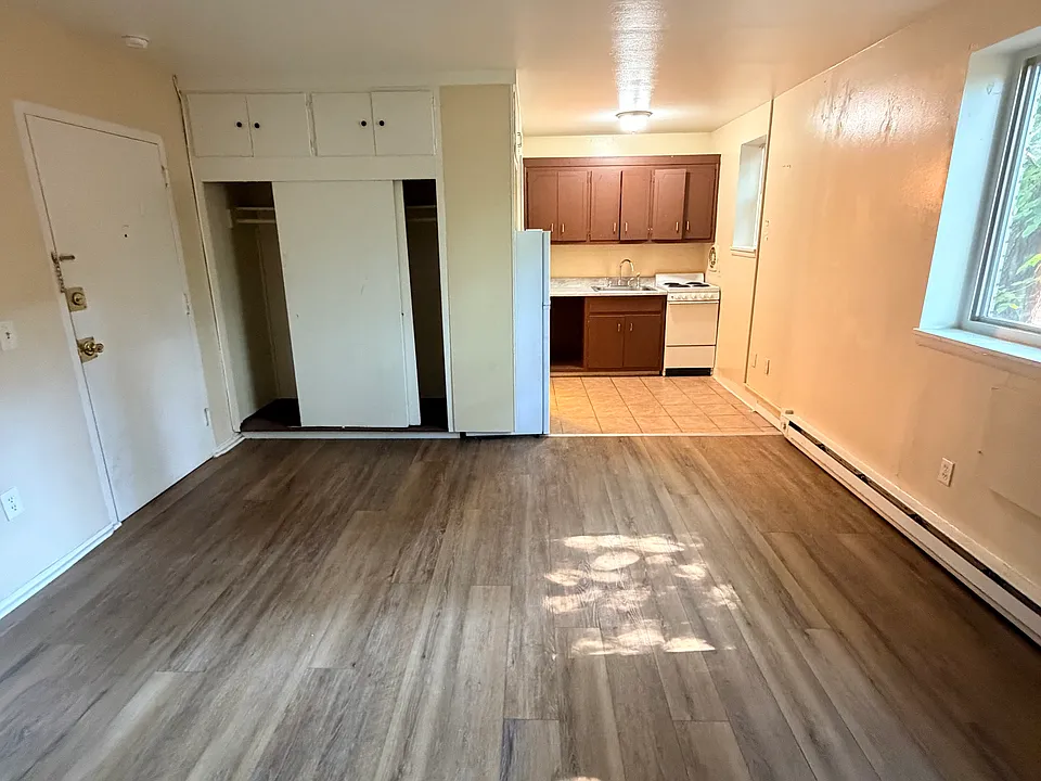 158 Fountain St #2B1