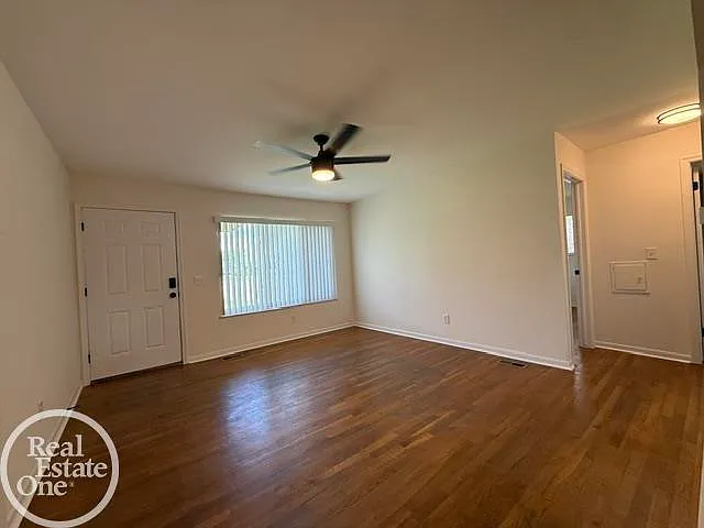 27550 E Schiller Dr — Photo 24
