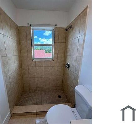 4th image of 1051 NW 2nd St #8