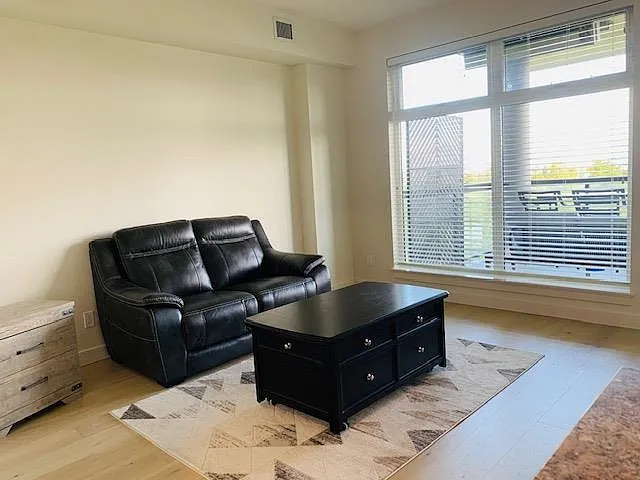 5011 Springs Blvd #307 — Photo 6
