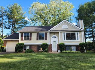 3827 Dittany Ct, Chantilly, VA 20151