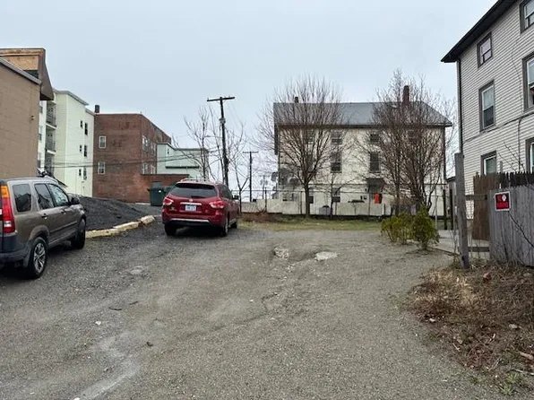 63 Foundry St, Central Falls, RI 02863