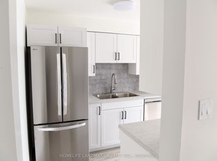 6 Silver Maple Cres, Barrie, ON L4N8T3