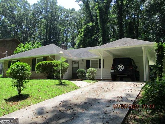 3rd image of 2032 Rector Dr SW