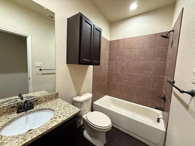 108 Stacy Ln — Photo 12