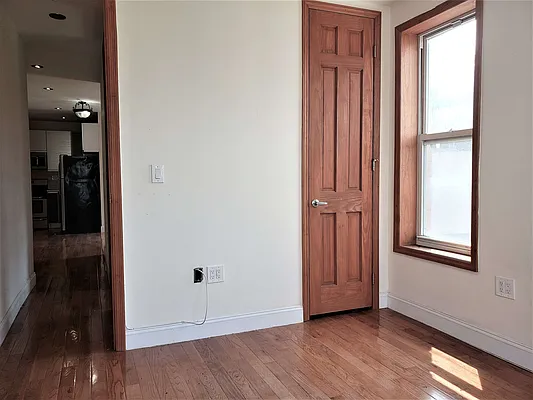 Rented by The Hamilton Group | media 24
