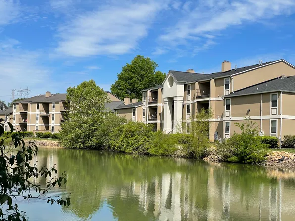 Fox Lake Apartment Homes