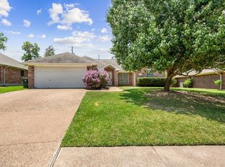 4512 Pembrook Ln, Bryan, TX 77802