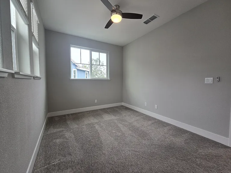 1429 Brody Bird Ln — Photo 38