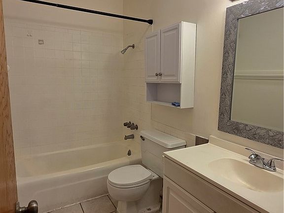 5th image of 6471 Western Ave APT 4