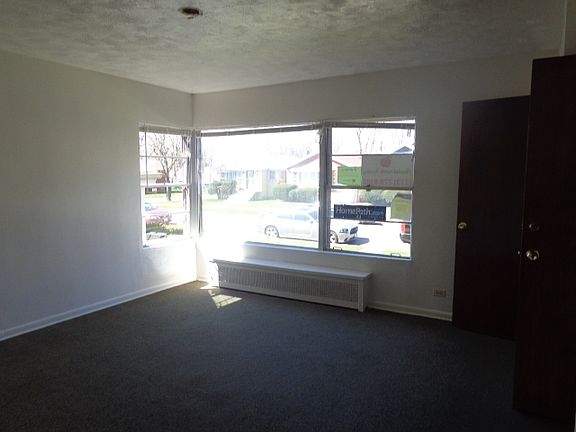 4th image of 7349 S Campbell Ave