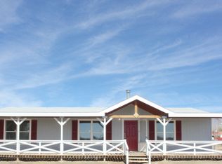 10 E. Country Place, Pahrump, NV 89060