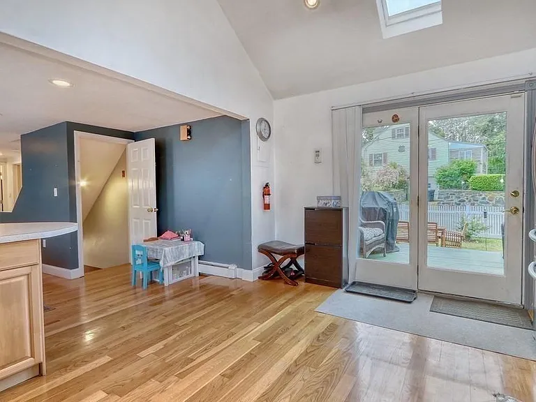 3 Oak Tree Rd — Photo 15