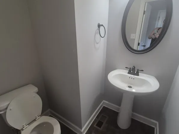 1284 Eagles View Dr, Clarksville, TN 37040