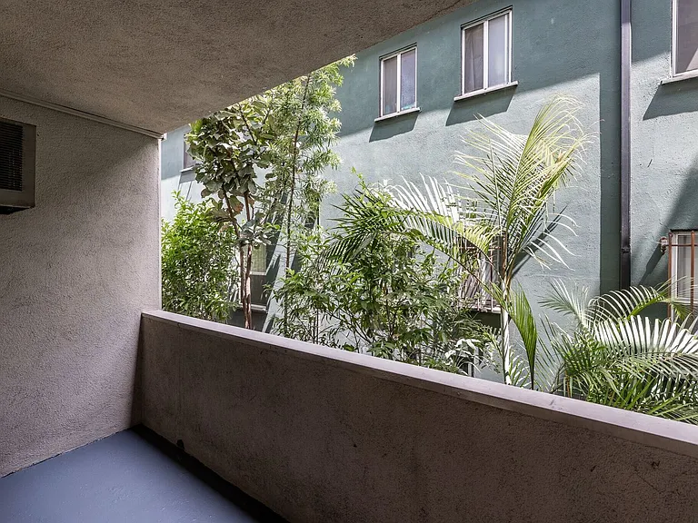 311 South Doheny Drive — Photo 15