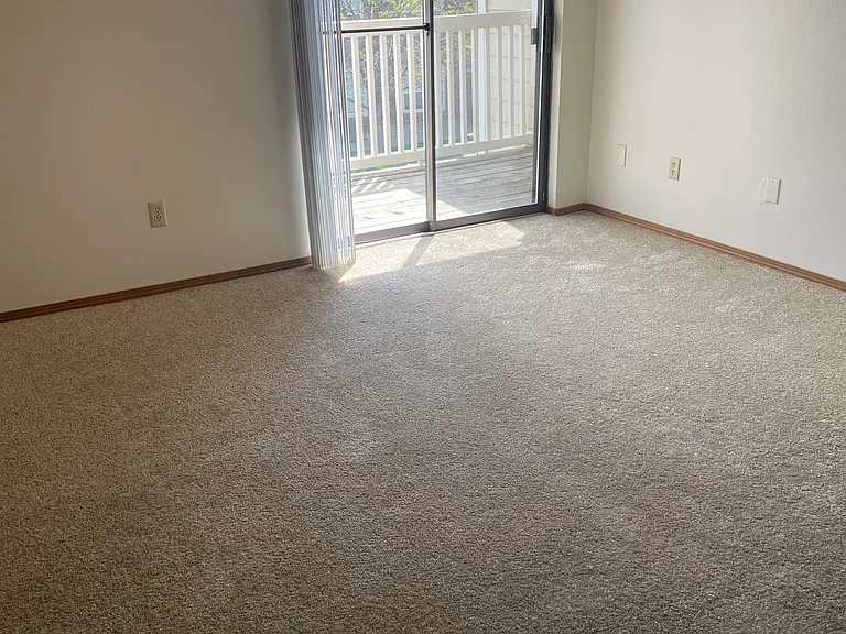 Ridge Hill Apartments — Photo 46