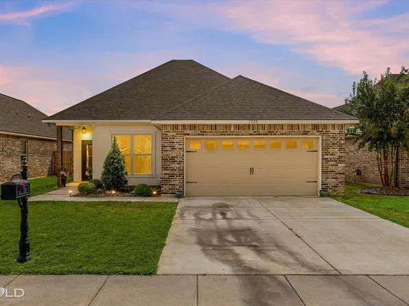 1928 Valdemar Pl, Bossier City, LA 71112