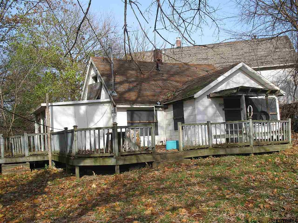 2nd image of 1534 3rd Ave