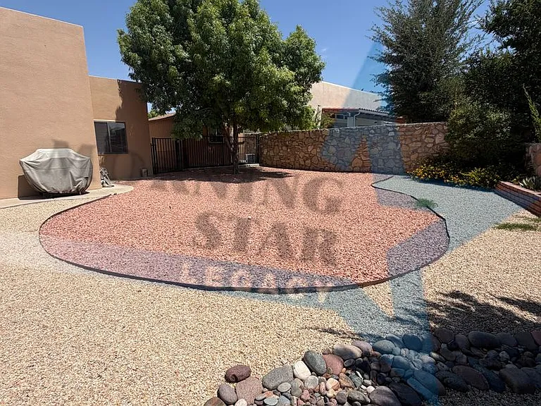 4648 Mesa Rico Dr — Photo 22