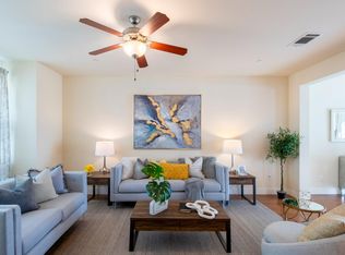 906 Arietta Dr, Mountain View, CA 94043