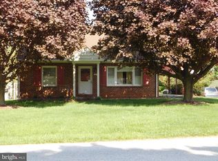 365 S Camp St, Red Lion, PA 17356